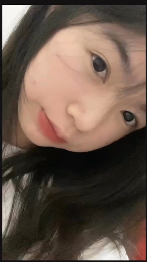 女生都喜欢吃鸡8吗